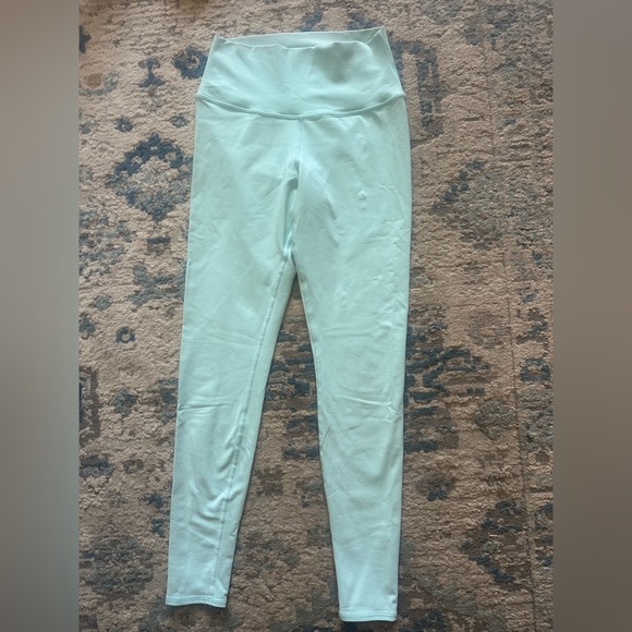 ALO Yoga Pants - ALO Yoga Light blue high waisted Leggings